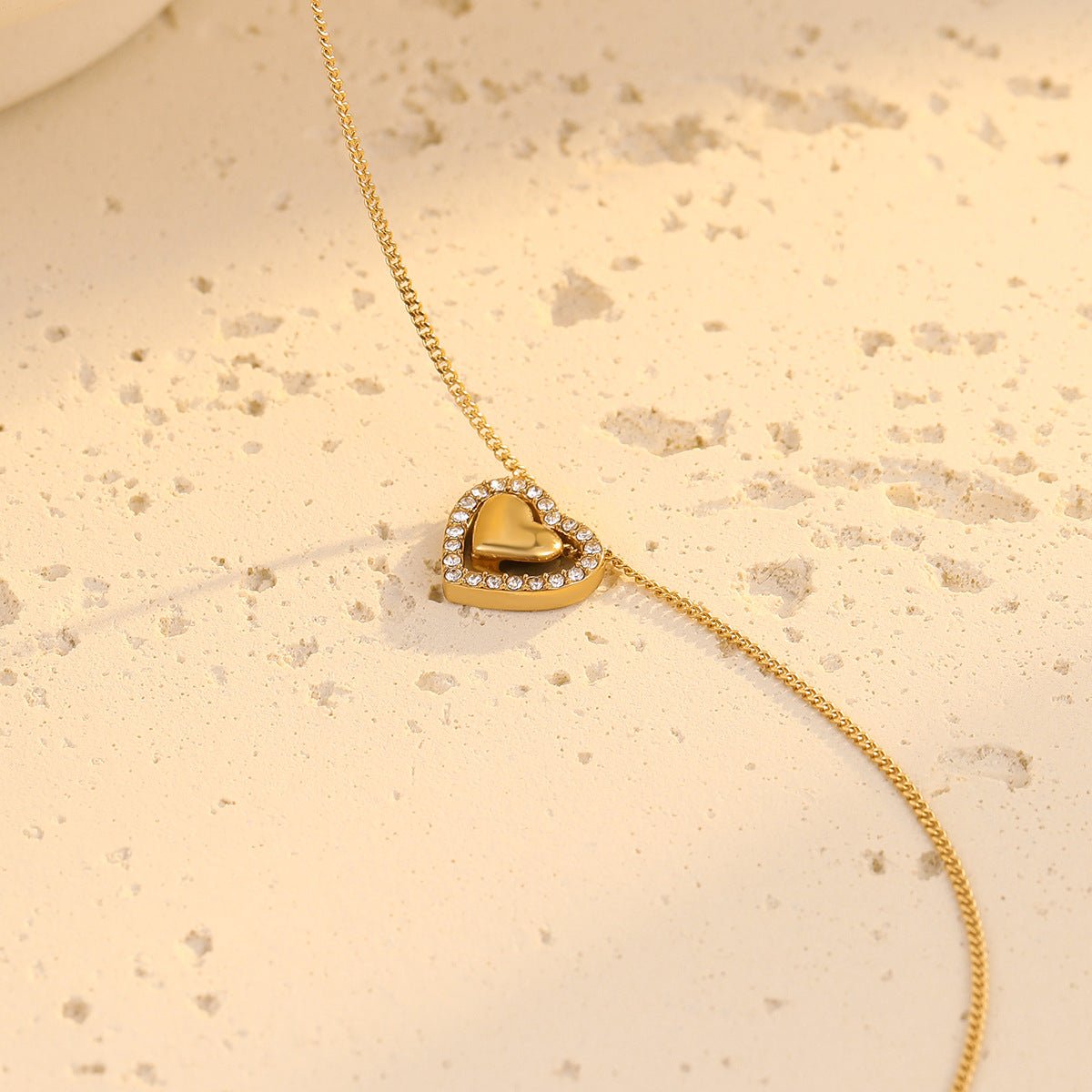 NOVA NECKLACE - PRIBO