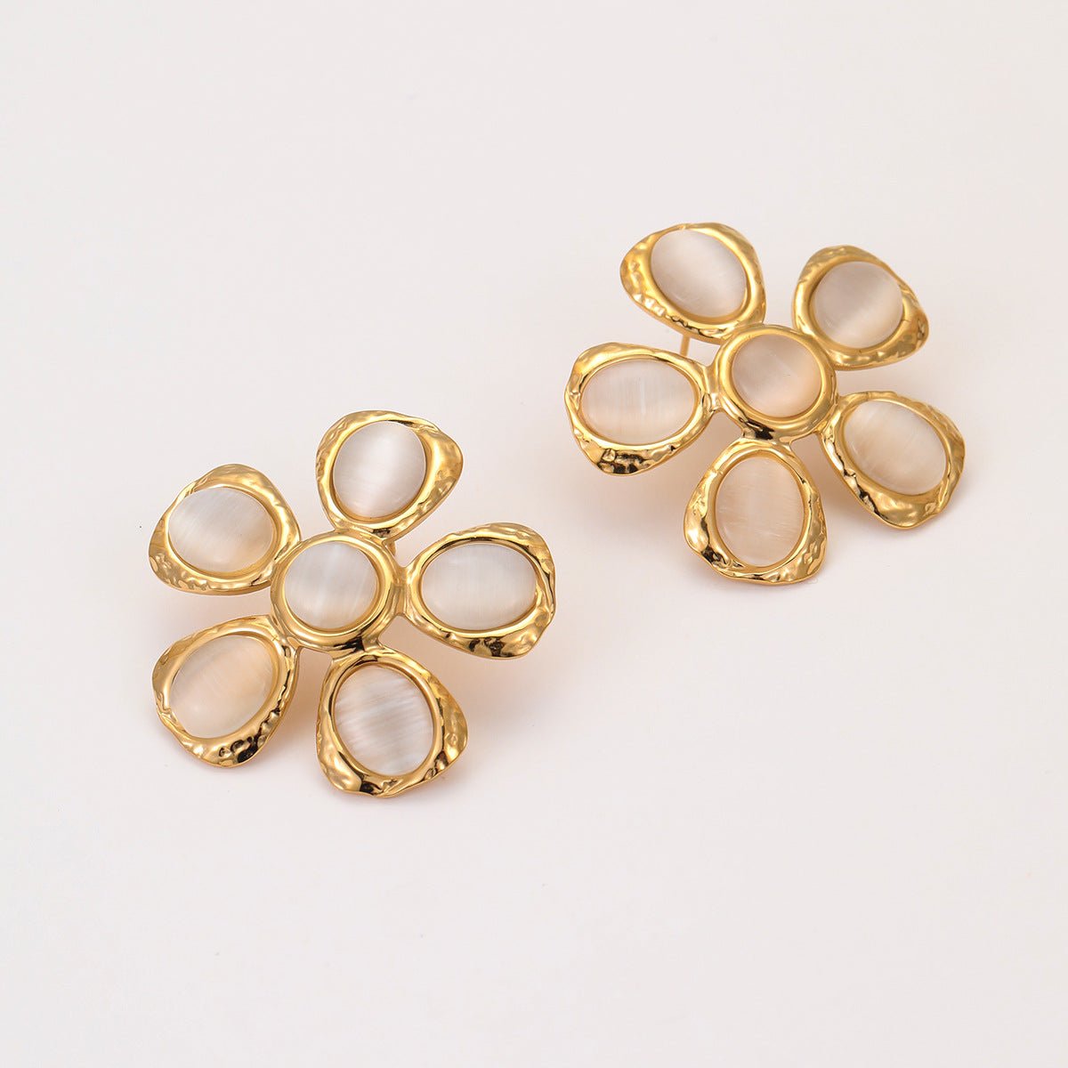 SCARLETT RING & EARRING - PRIBO