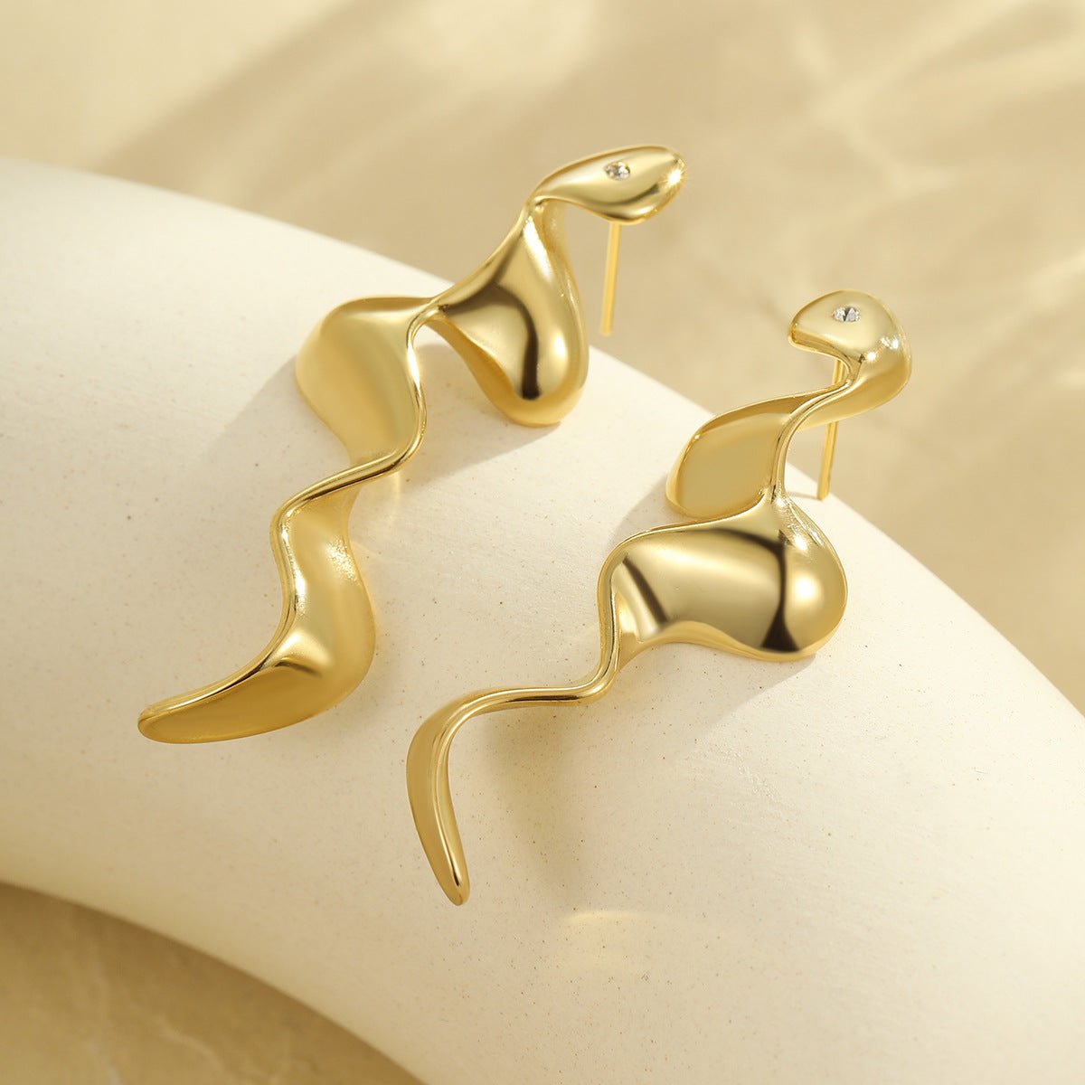 SUSANA EARRING - PRIBO