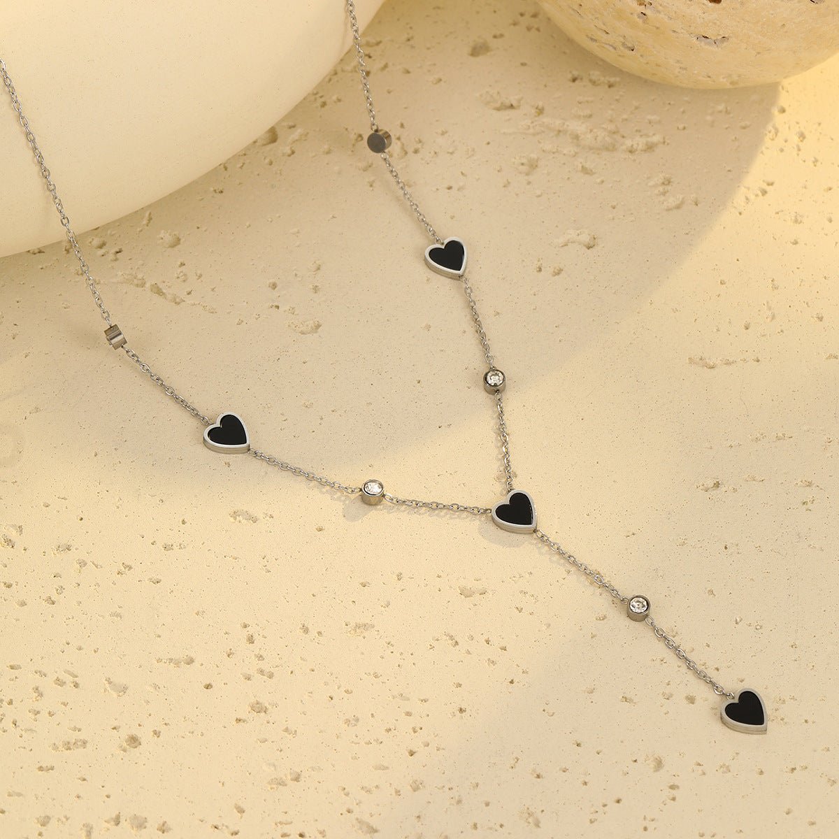 ALICIA NECKLACE - PRIBO