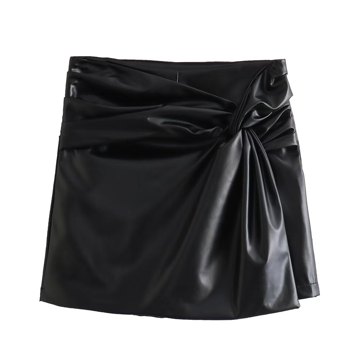 FAUX LEATHER TWISTED SHORT