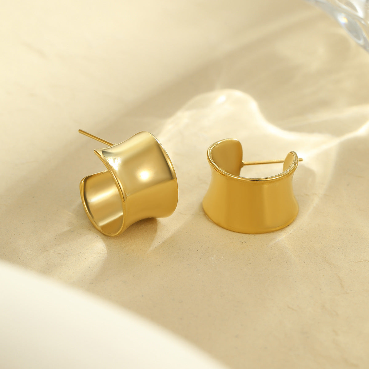 HARPER EARRING