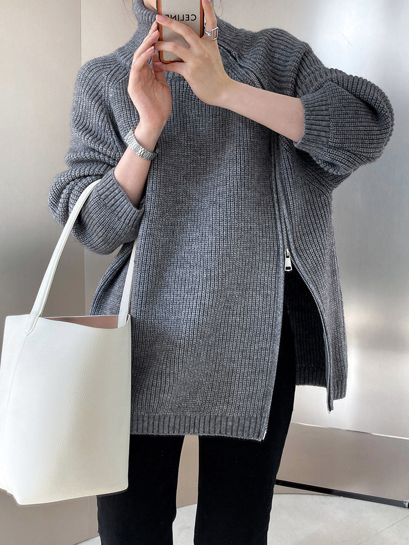 TURTLENECK SWEATER