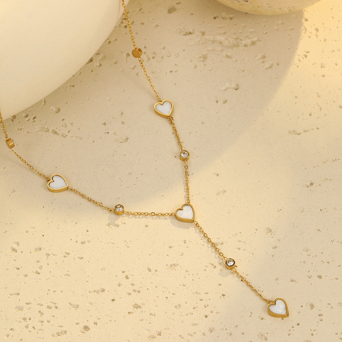 ALICIA NECKLACE