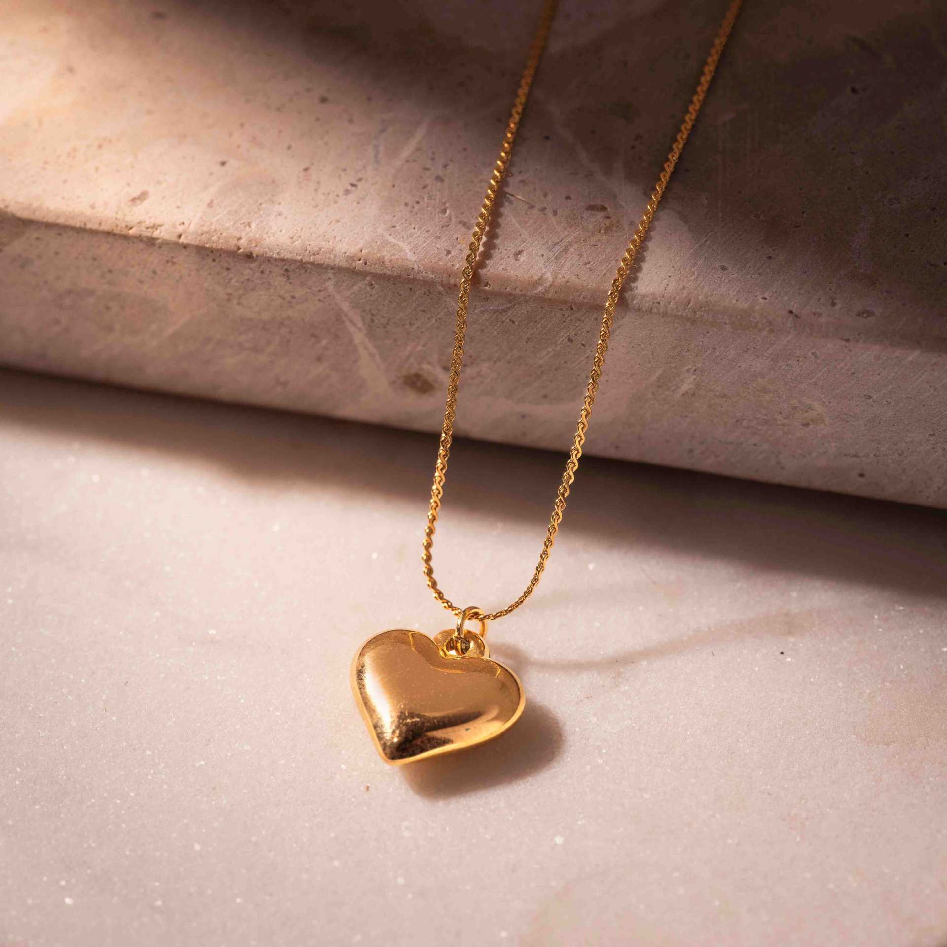 LOVE NECKLACE - PRIBO