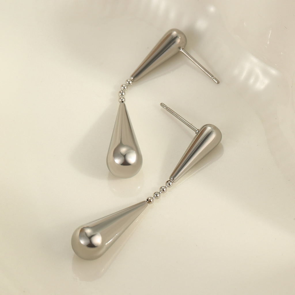 TAYLOLR EARRING