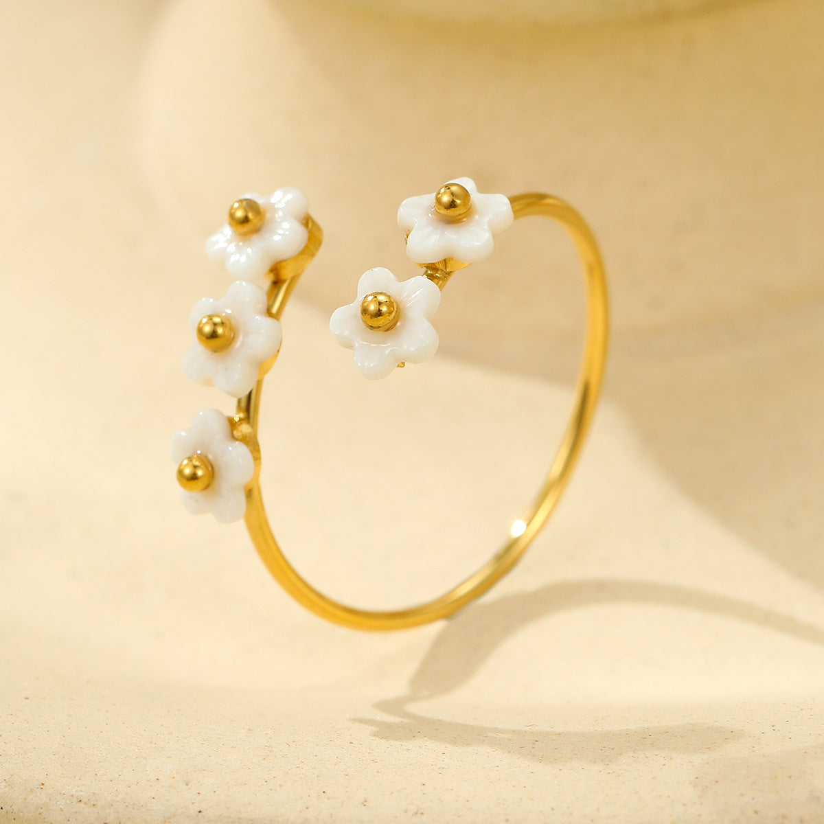 EMMA RING