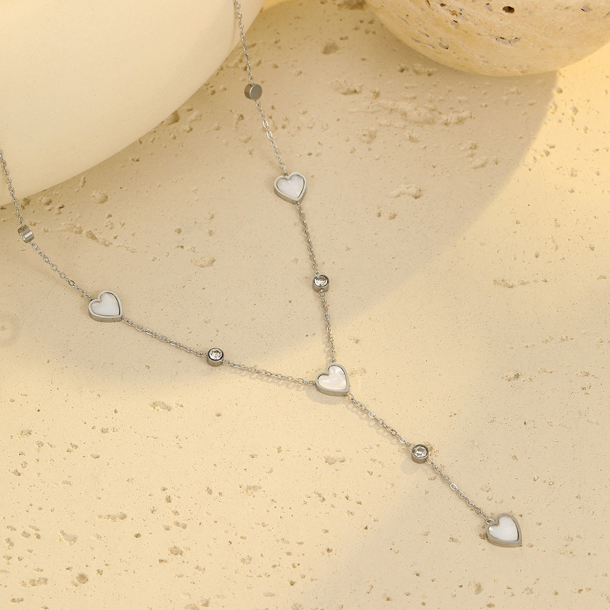 ALICIA NECKLACE