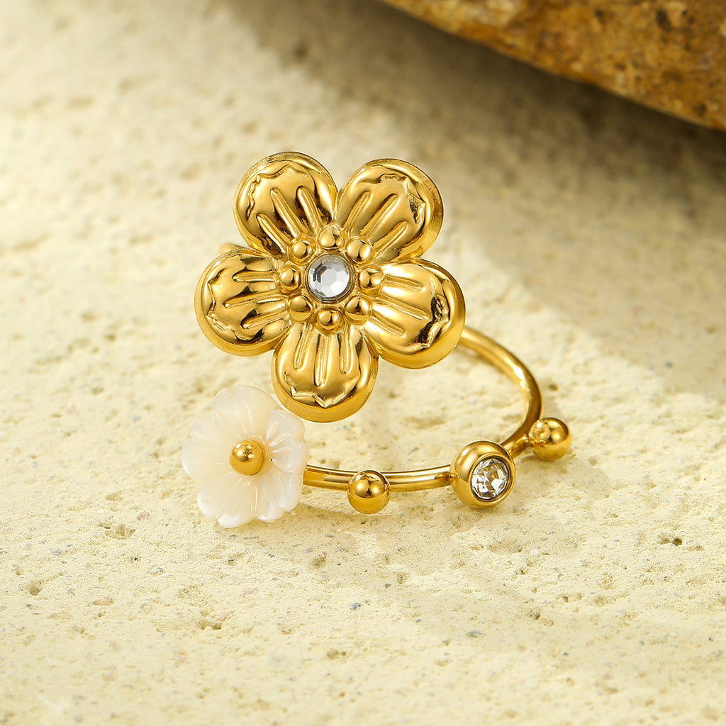 EMMA RING