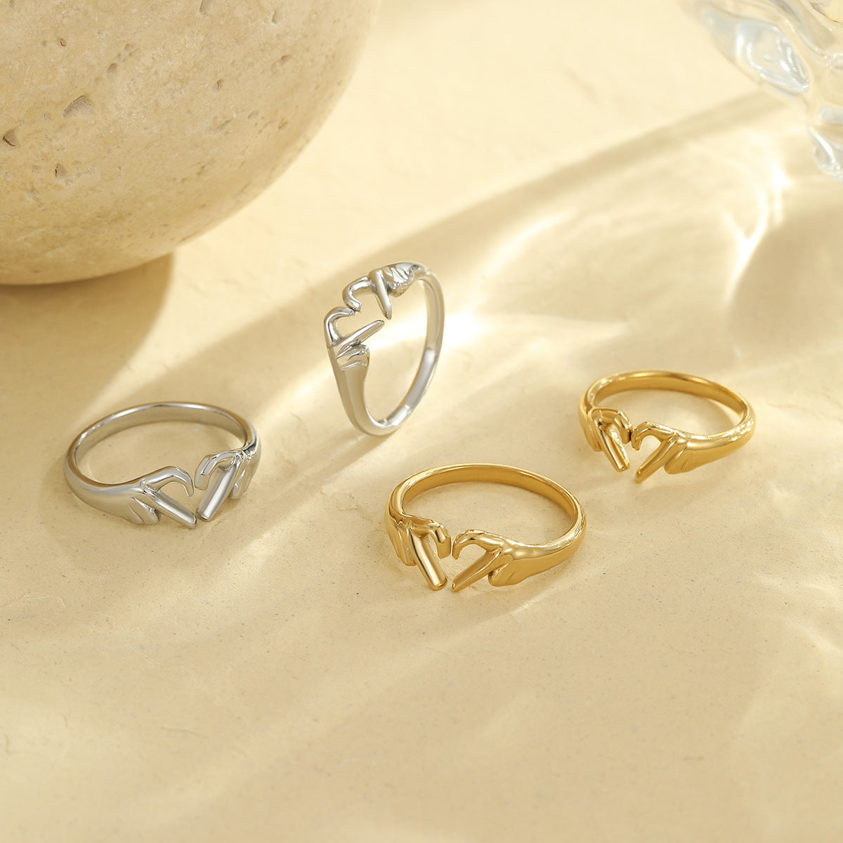 DOUBLE HAND HEART RING