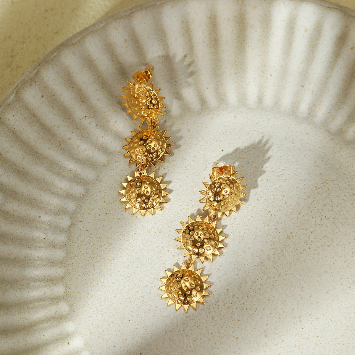 ESTHER EARRING - PRIBO