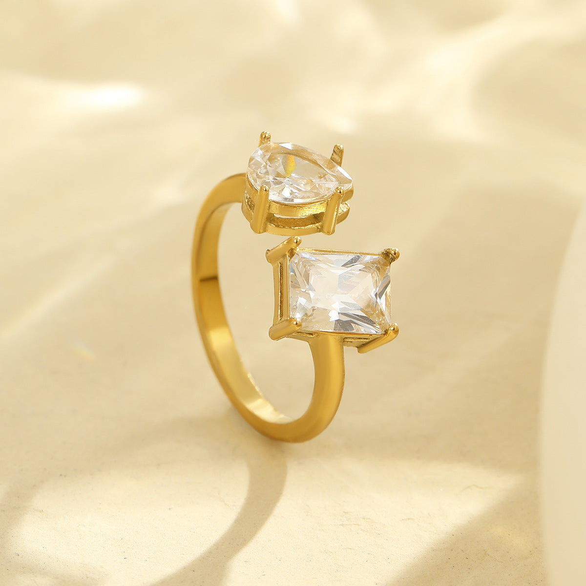SELENA RING