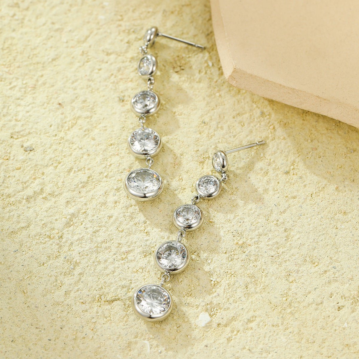 ABIGAIL EARRING - PRIBO