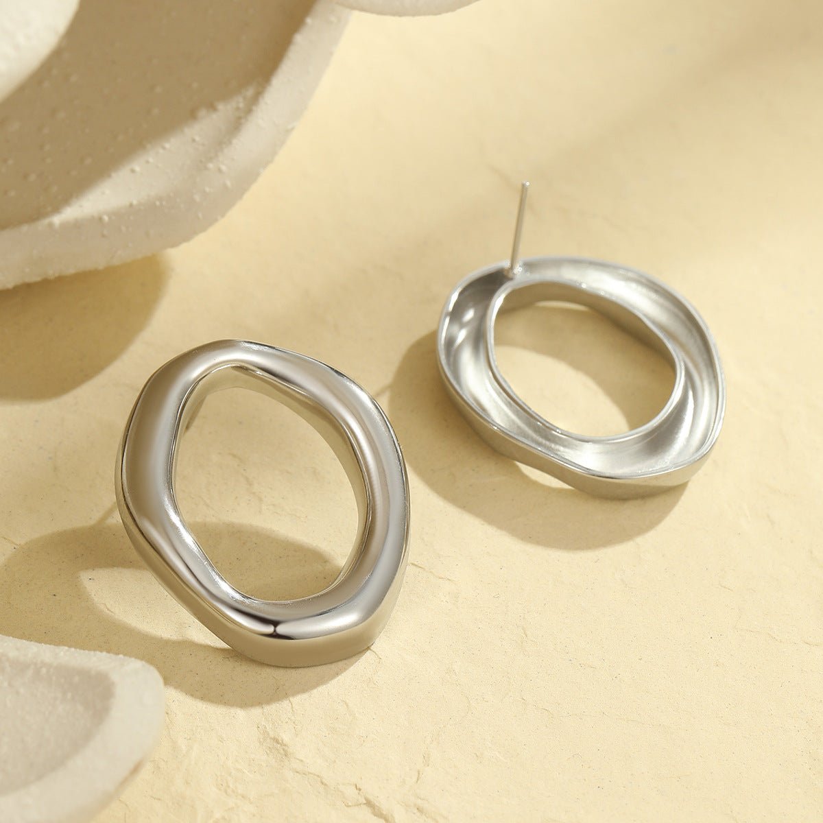 LAURA EARRING - PRIBO