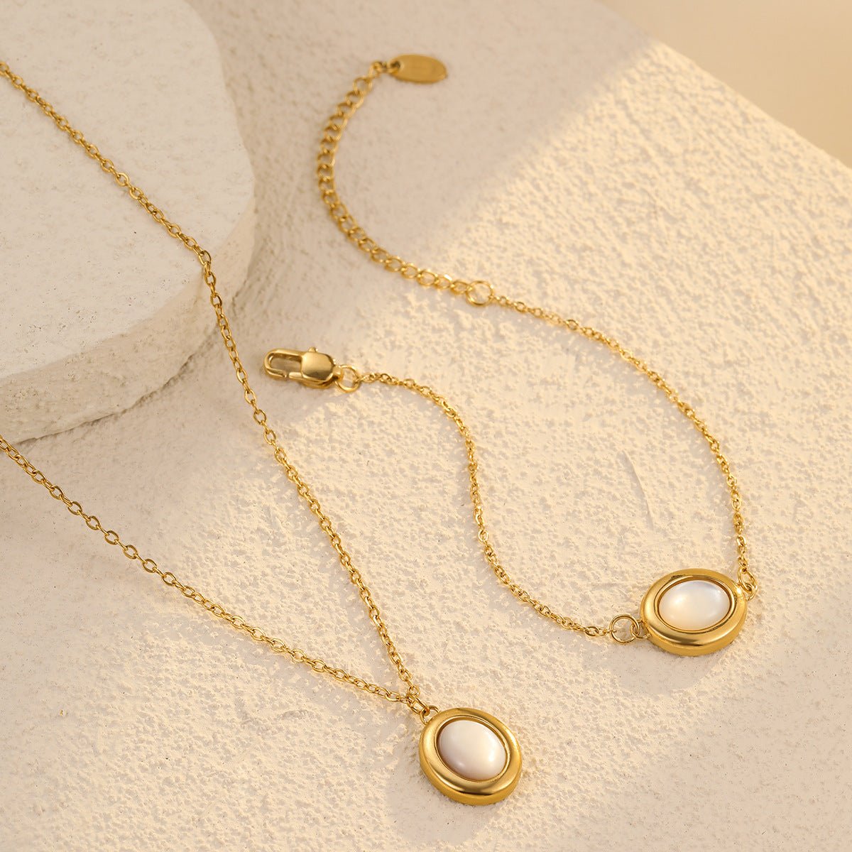 FELIZIA NECKLACE - PRIBO