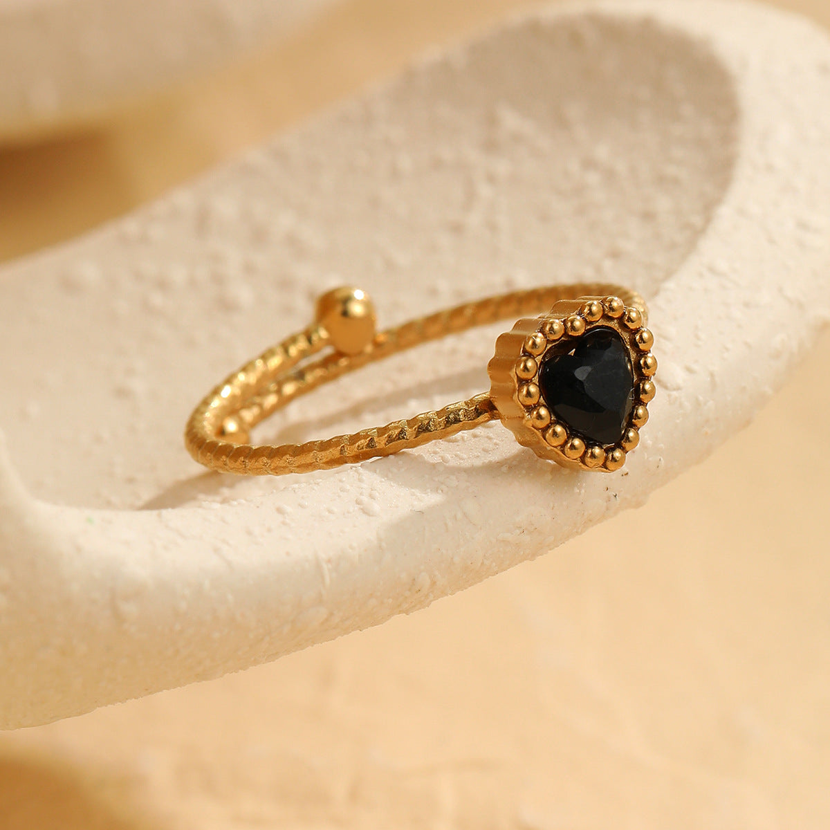 STELLA RING