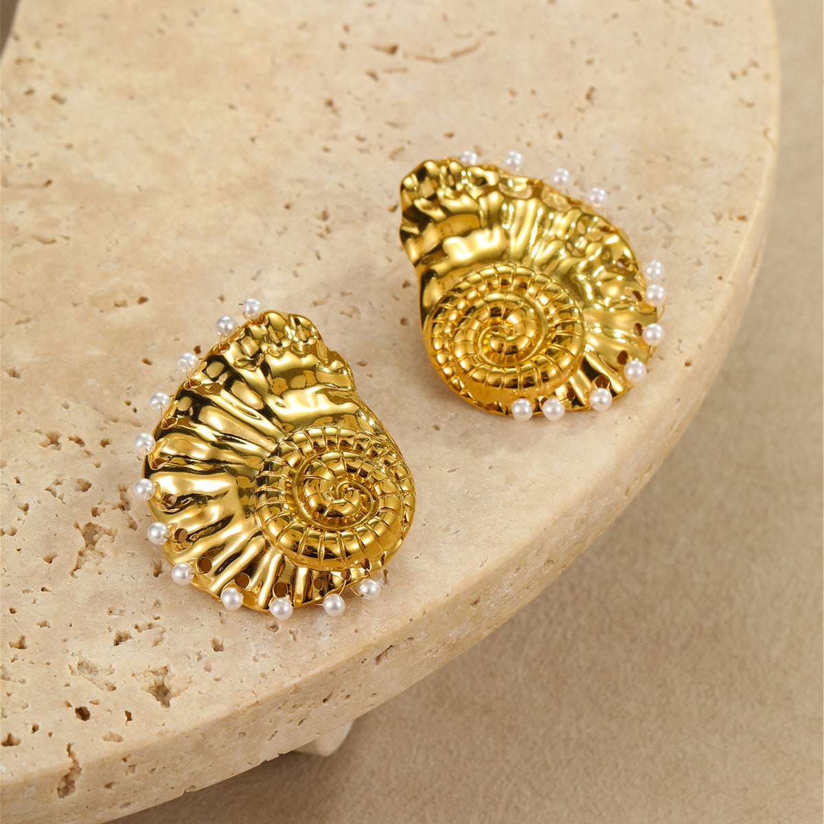 MIA EARRING