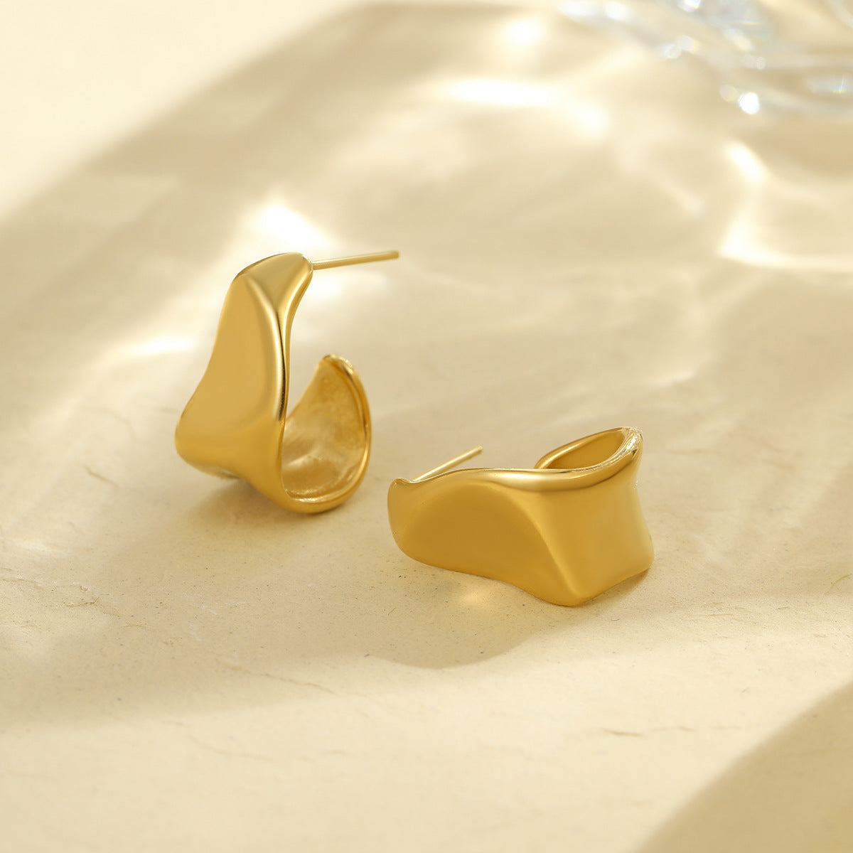 HARPER EARRING