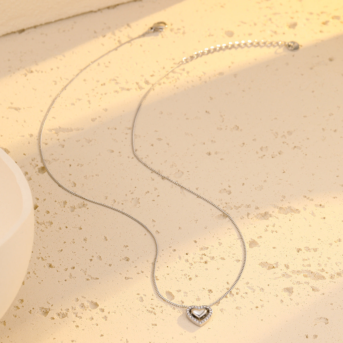 NOVA NECKLACE