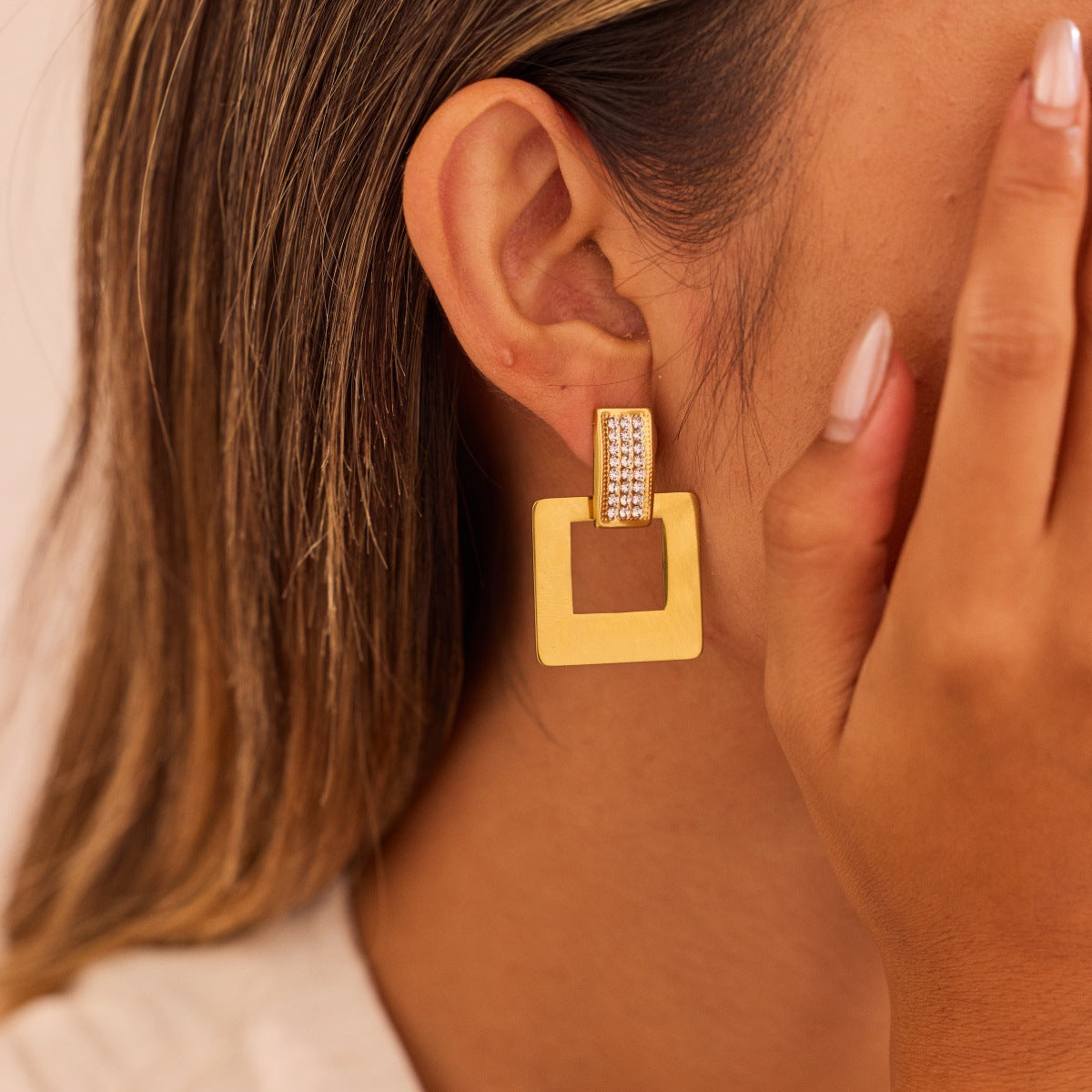 LINA GOLD EARRING