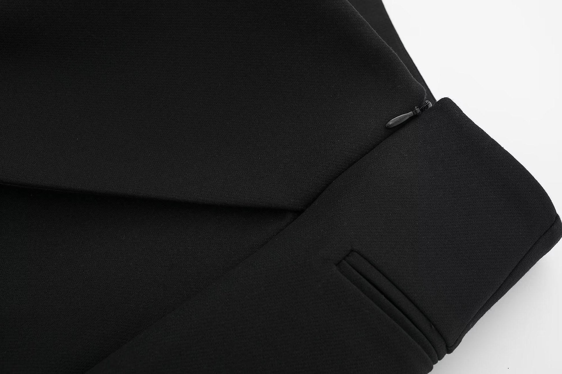 ASYMMETRIC SKIRT - PRIBO