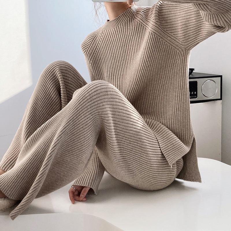 KNITTED TWO PIECE SET - PRIBO