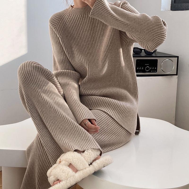 KNITTED TWO PIECE SET - PRIBO