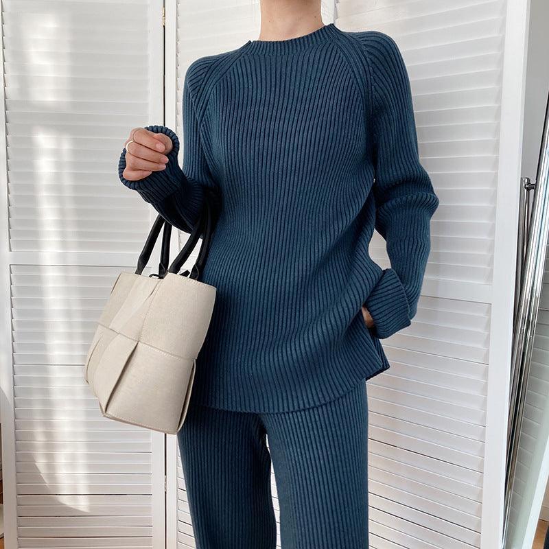 KNITTED TWO PIECE SET - PRIBO