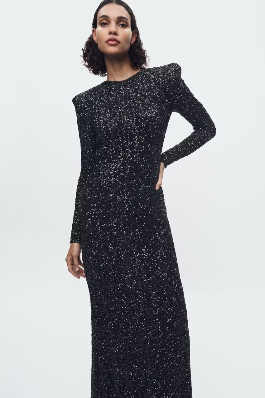 BACKLESS FORMAL DRESS
