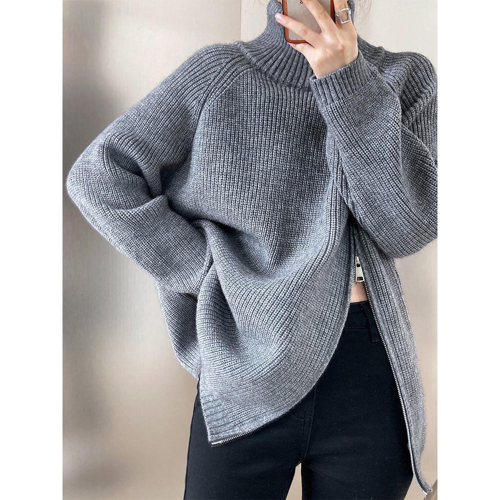TURTLENECK SWEATER