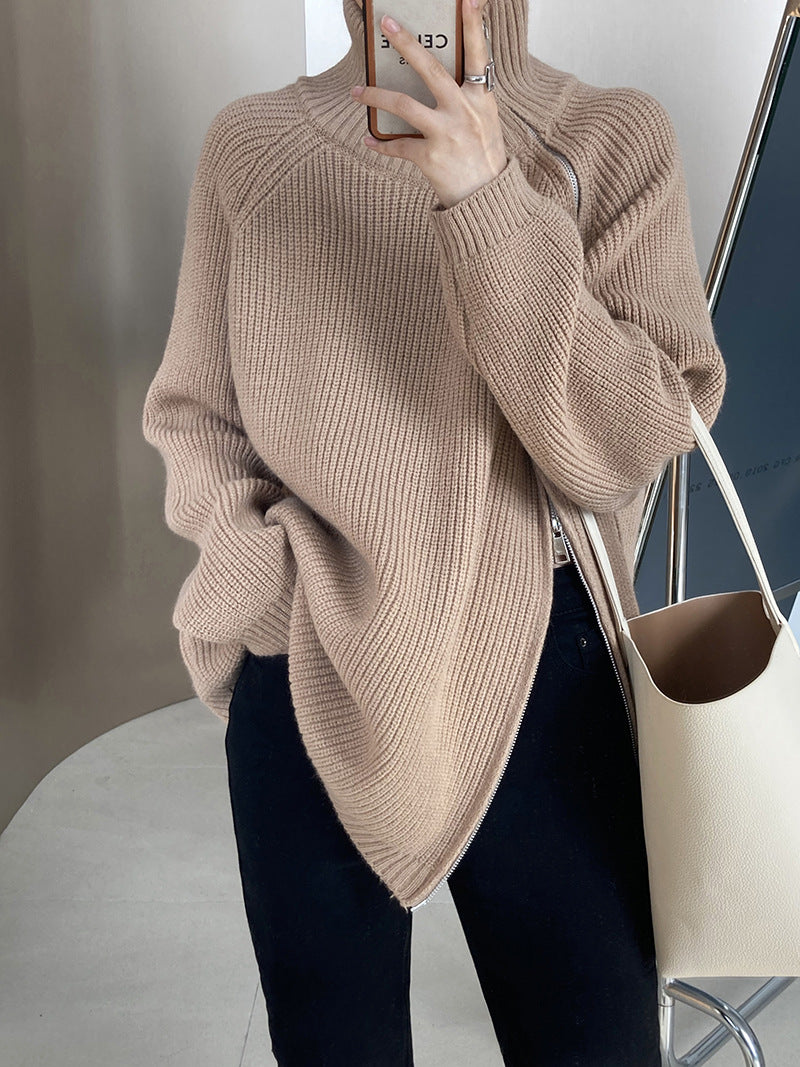 TURTLENECK SWEATER